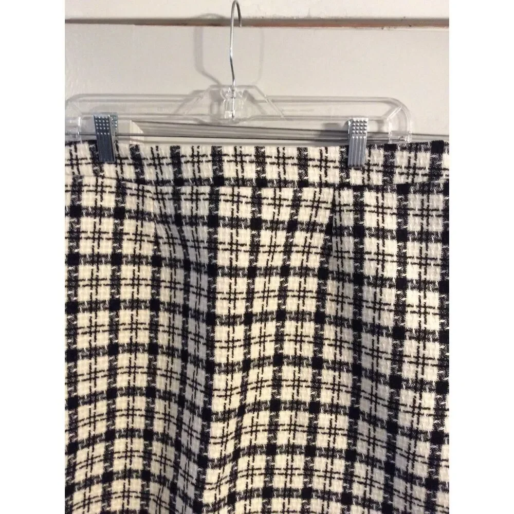 New NWT Plaid Skirt Womens Size 14 Lined Persun